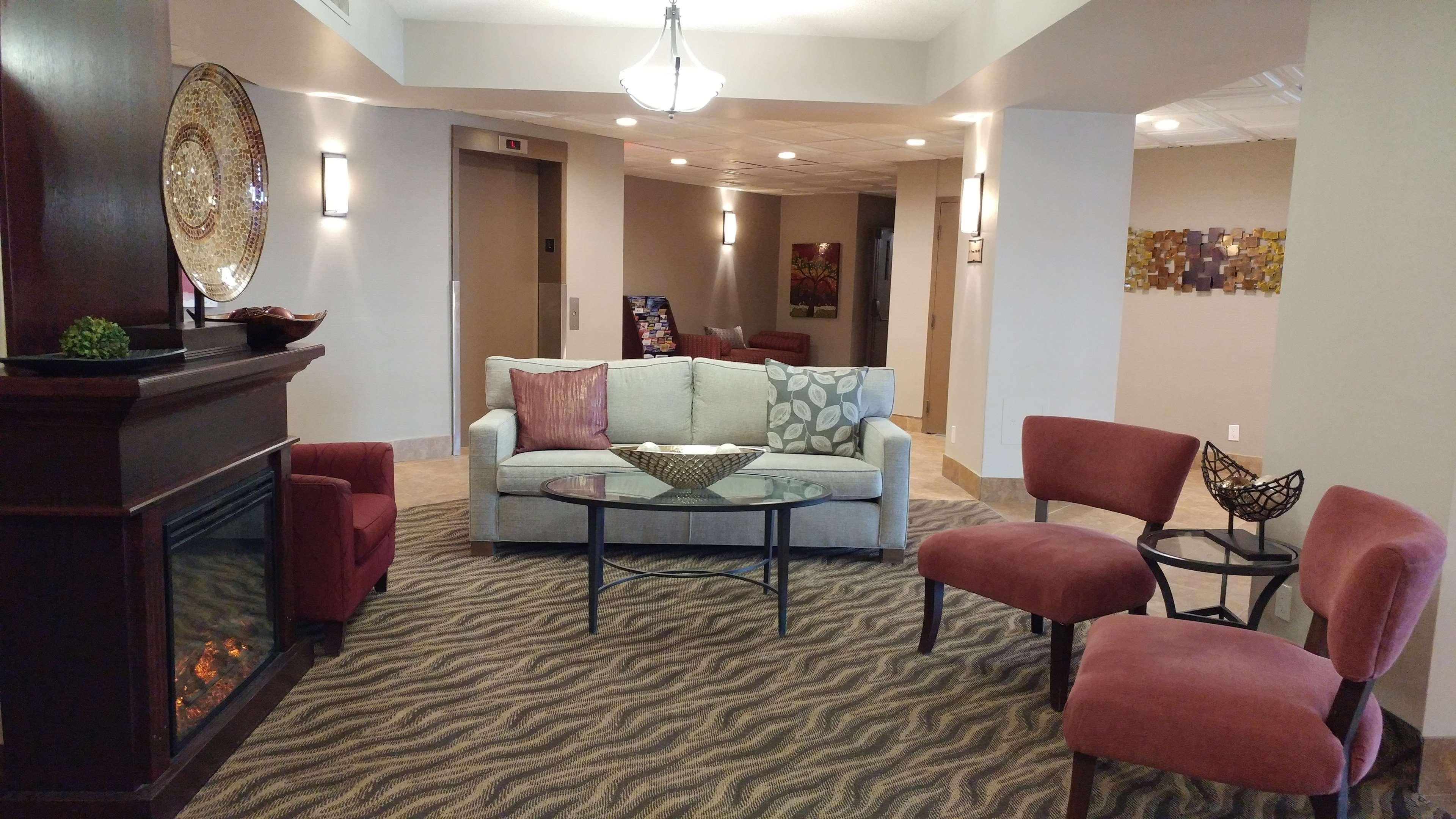 Best Western Plus Rose City Suites Welland Extérieur photo